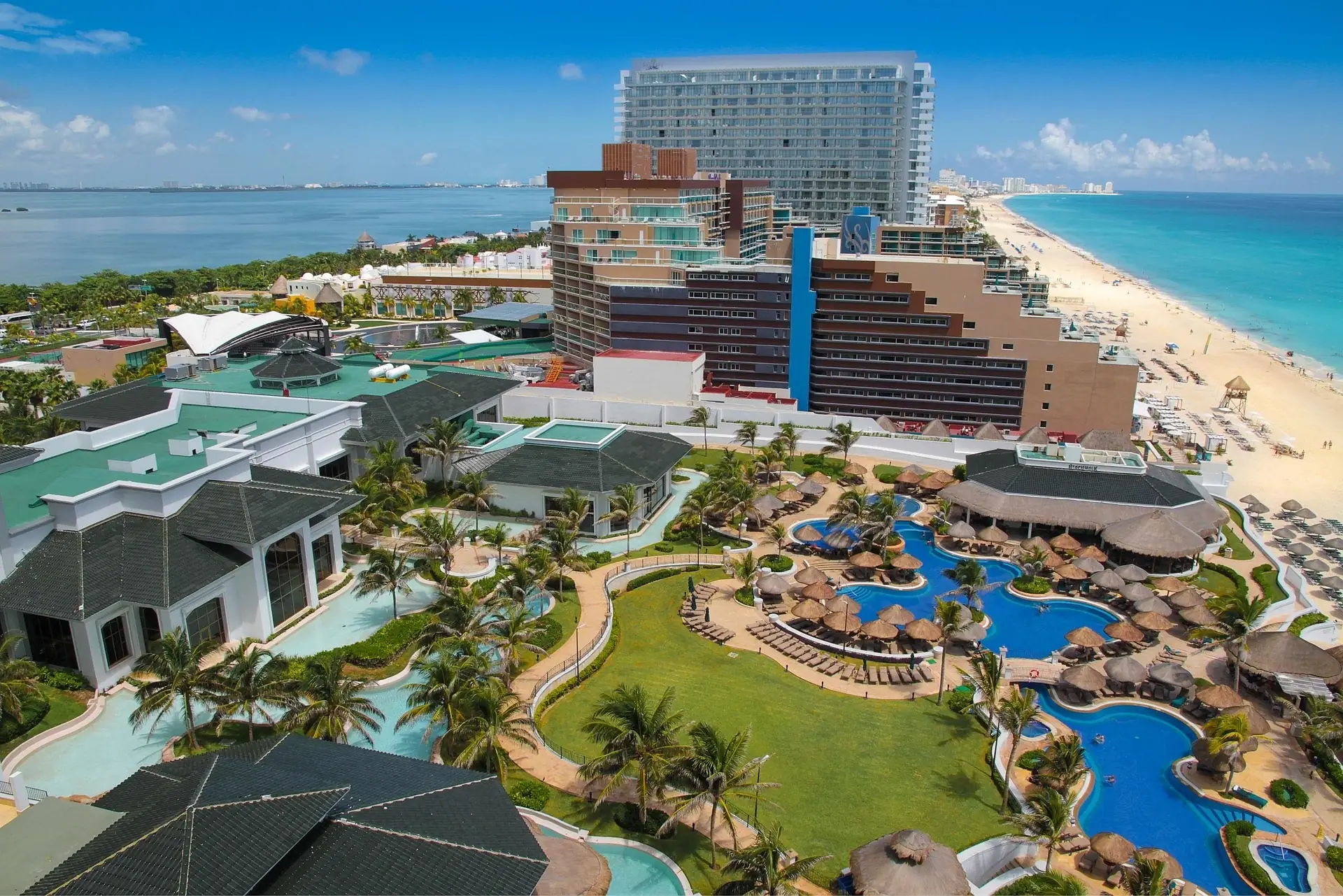 taxi en cancun zona hotelera servicio 24 horas transporte privado